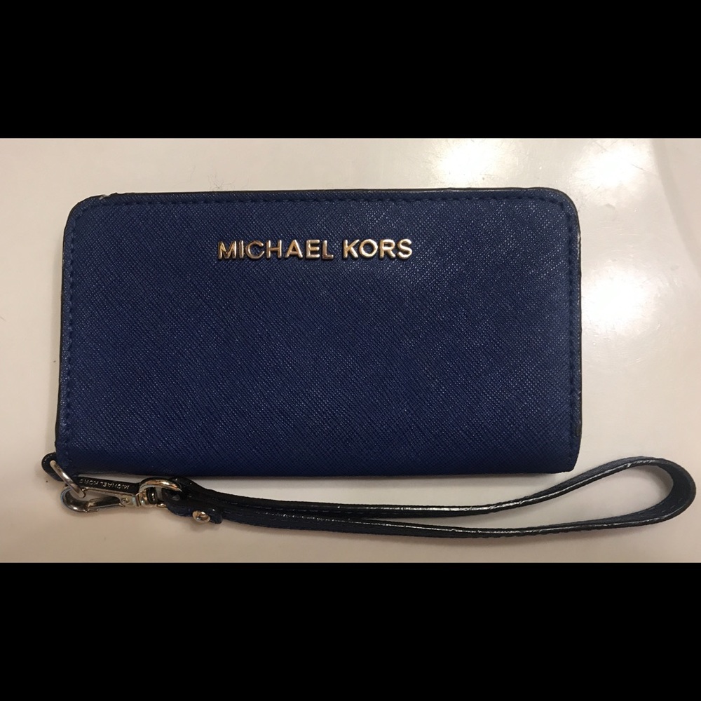 Michael Kors Wristlet
